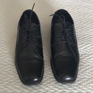 Boys dress shoes